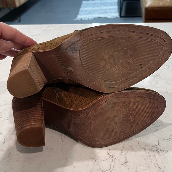 Vince Camuto Fernlee Perforated Suede Brown Leather Ankle Boots Size 6.5 - Picture 8 of 12